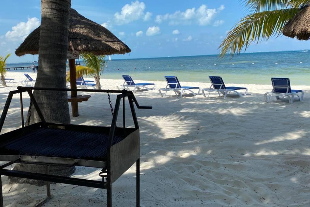Oceanfront Condo Bm By Andiani Cancún Exterior foto